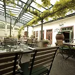 Alma Am Anger Hotel 4*